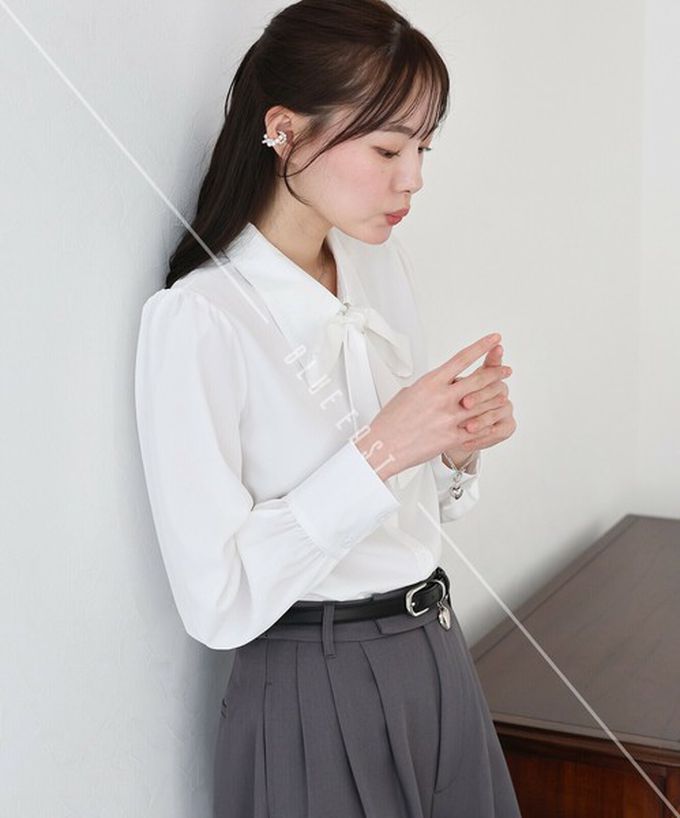 日本 BLUE EAST - 大人氣！優雅扭結雪紡長袖襯衫-花卉-白