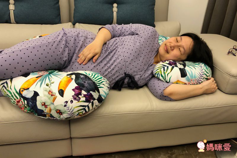 波蘭 Ceba Baby - C型多功能孕婦枕-淺灰星芒