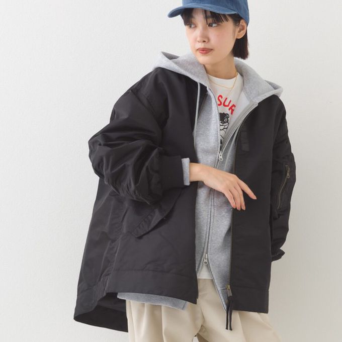 日本 OMNES - 優雅帥氣A字型寬版MA-1飛行外套-軍綠