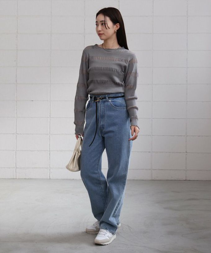 日本 Bab - 魅力條紋透膚針織長袖上衣-米白