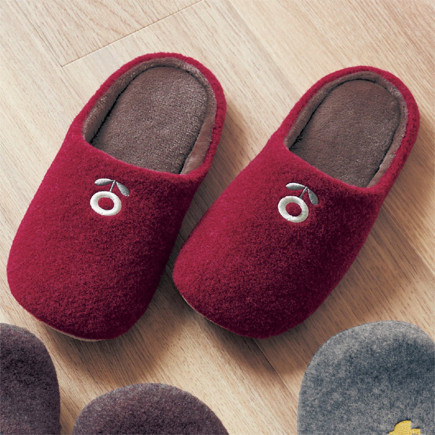 日本千趣會 - 北歐風 低反發減壓室內拖鞋-聖誕樹-杉樹