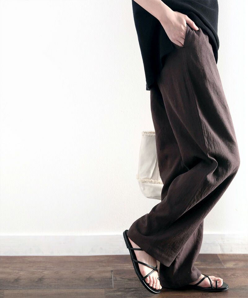 日本 Classical Elf - 嫘縈柔軟舒膚垂墜感寬褲-摩卡