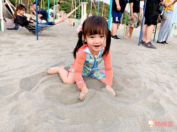 英國 Close - Pop-in嬰兒抗UV連帽海灘裝-鯨魚