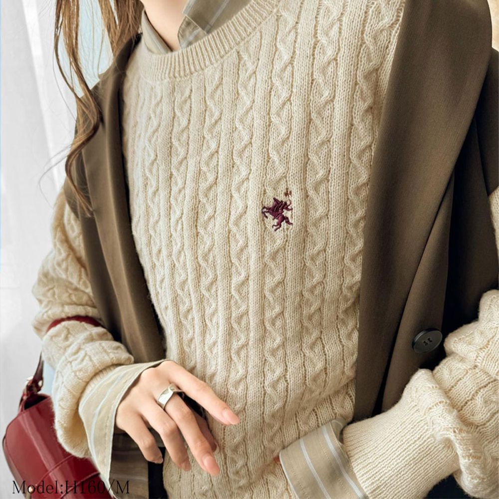 刺繡logo 優雅學院風麻花針織上衣-卡其