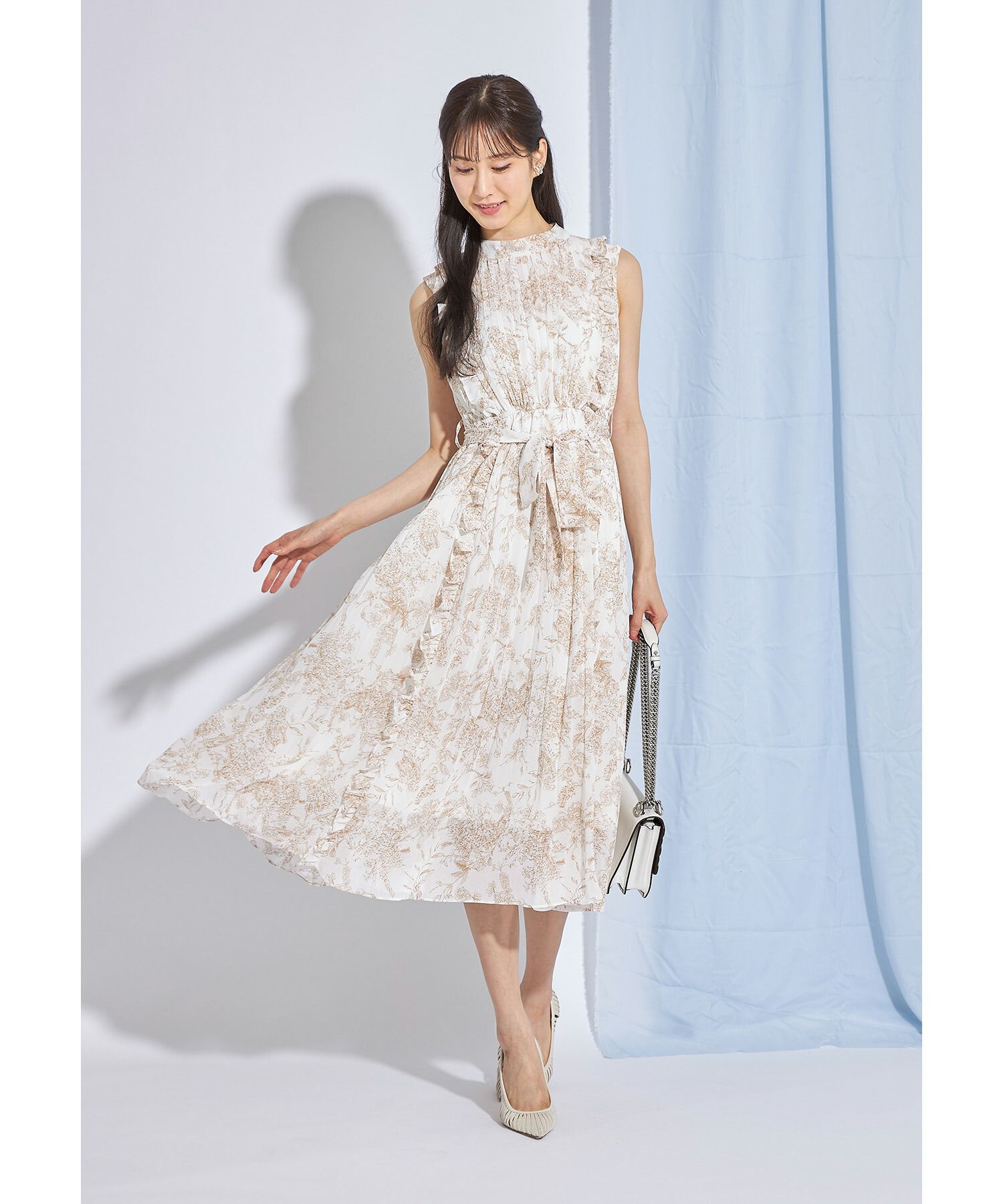 日本 tocco-closet - 波浪百褶綁帶雪紡洋裝-氣質杏