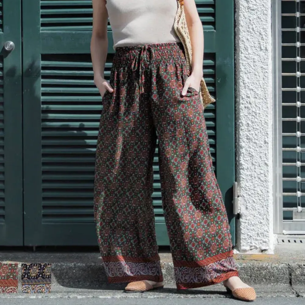 日本 COCA - [大人]復古歐風印花修身寬褲-軍綠
