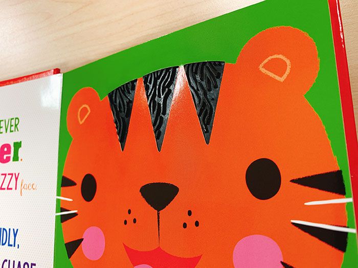 刺激小肌肉發展必入手觸摸書＆亮片書