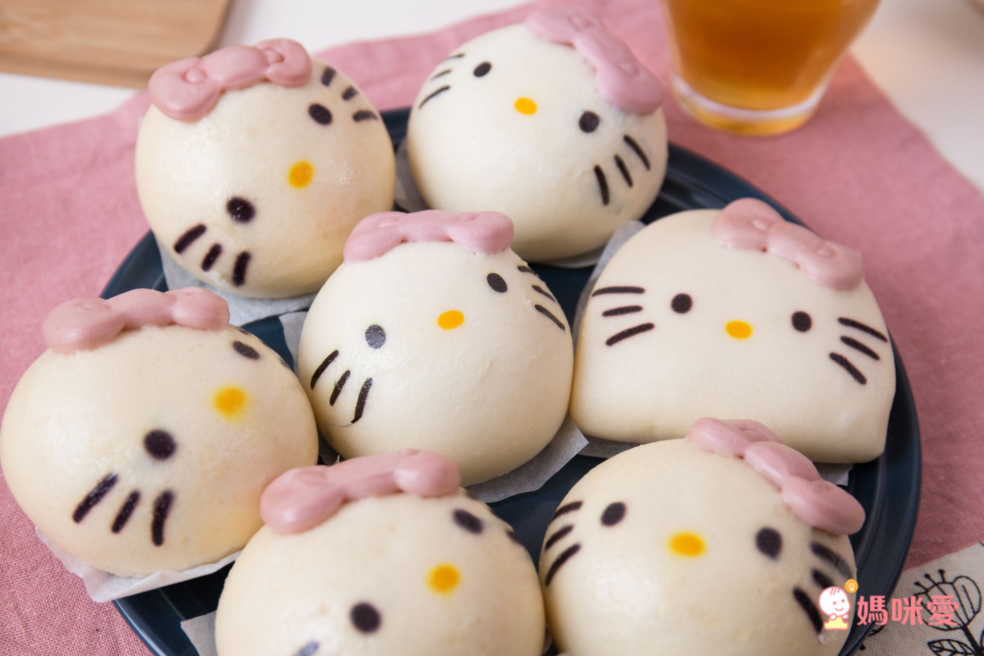 Hello Kitty 強勢回歸！超可愛造型包子、刈包 ❤ 輕鬆擄獲孩子的心