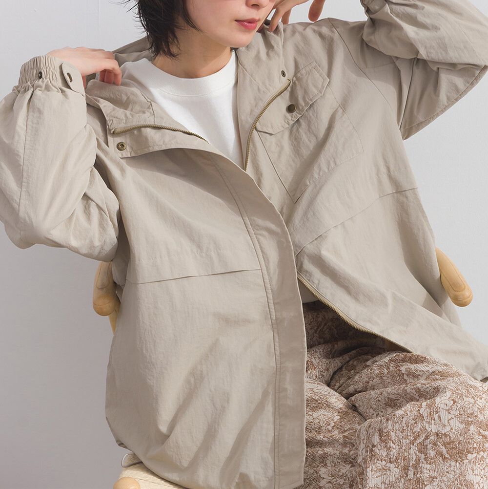 防潑水 優雅霧感派克風衣連帽外套-卡其