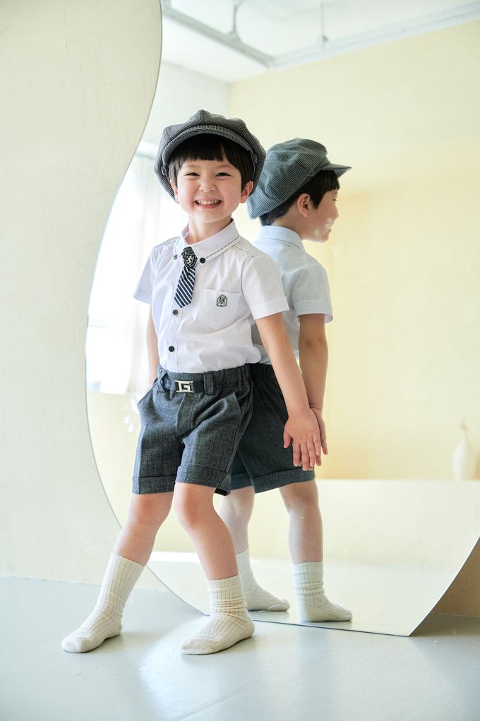 韓國 AIDA - 學院風領帶裝飾短袖襯衫-白