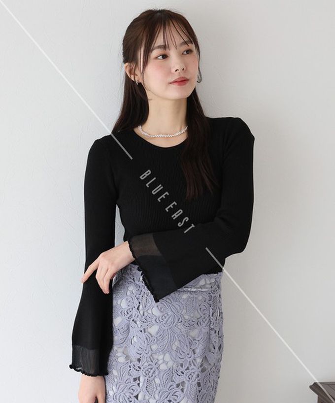 日本 BLUE EAST - 修身羅紋透膚層次喇叭長袖上衣-灰