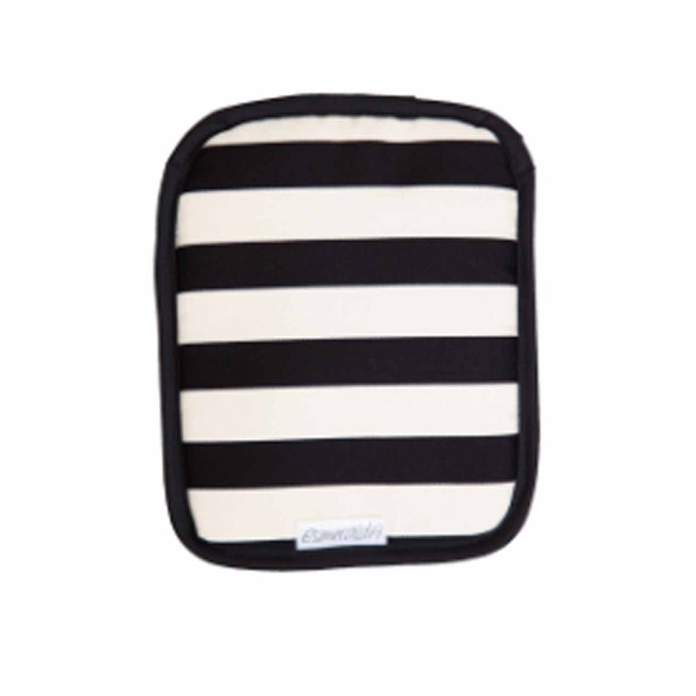 日本涼感雜貨 - 日本製 5way背巾/推車墊(附保冷劑/可當小背包)-黑白條紋 (15.5x19.5cm)