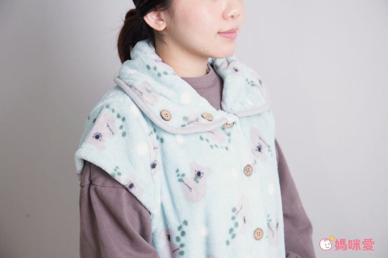 日本 AUBE - 毛茸茸保暖高領家居外套(親子通用款)-無尾熊-淺粉