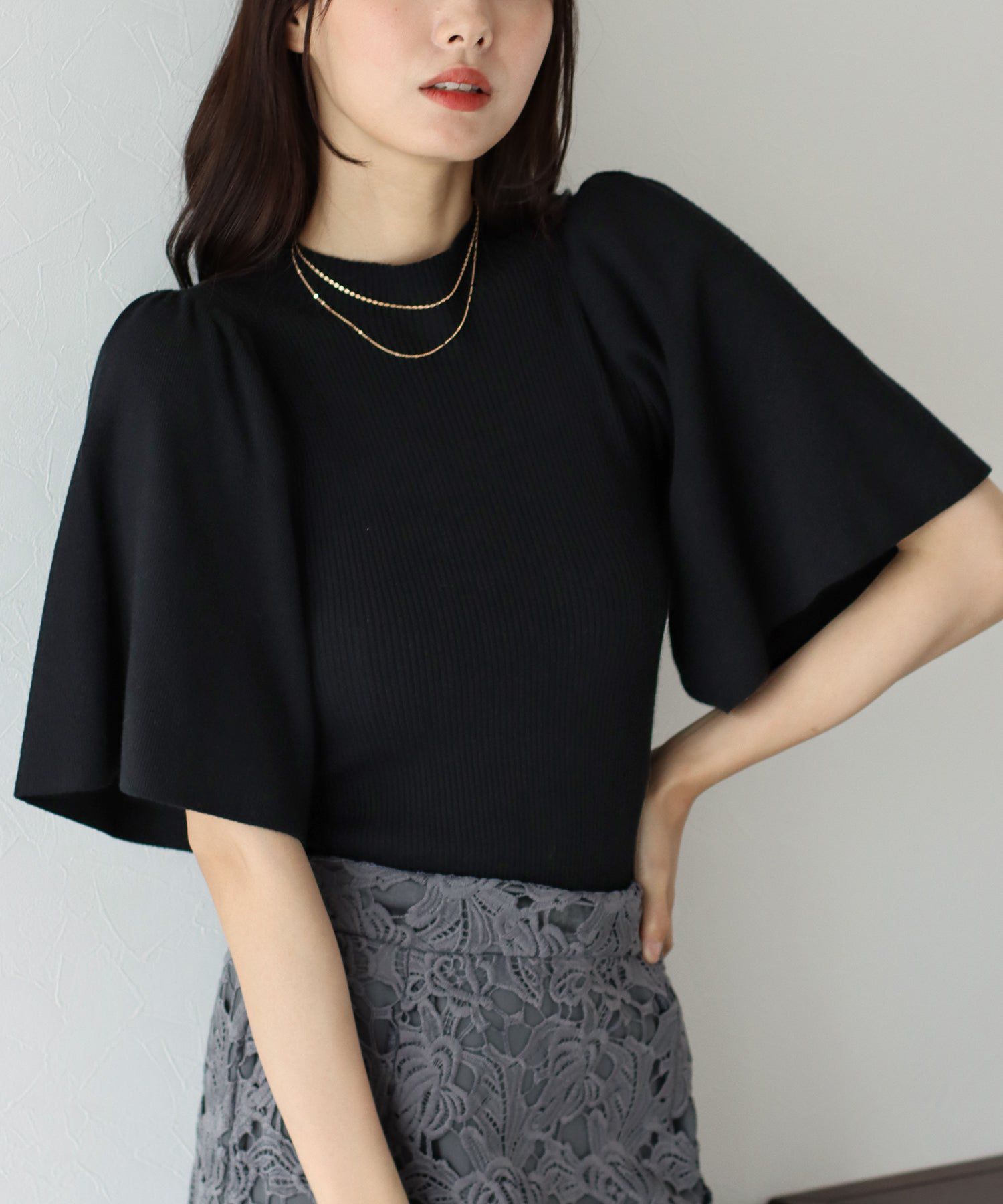 日本 BLUE EAST - 溫柔小立領羅紋五分袖上衣-深綠