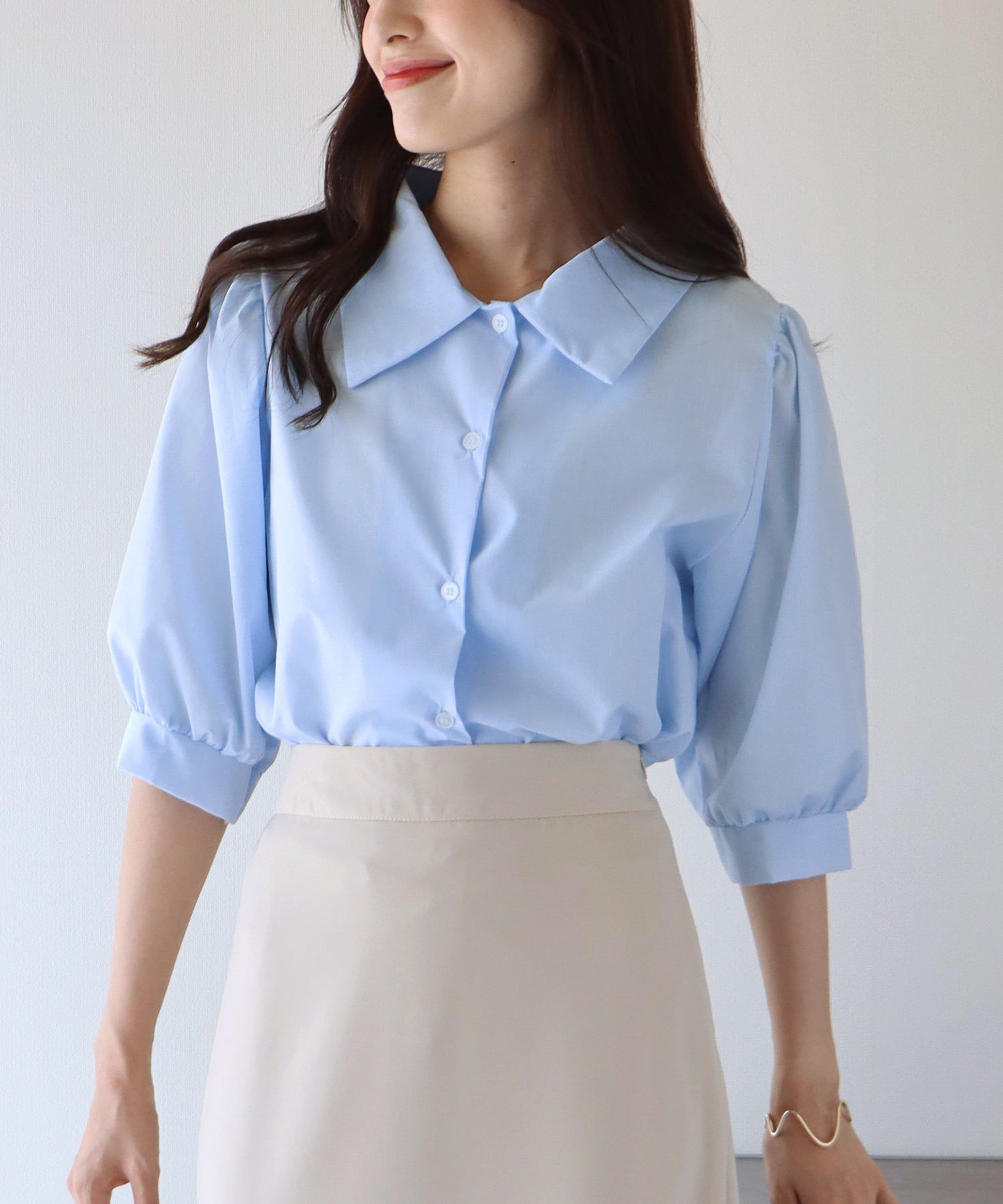 日本 BLUE EAST - 百搭翻領澎澎袖襯衫-直條紋-水藍