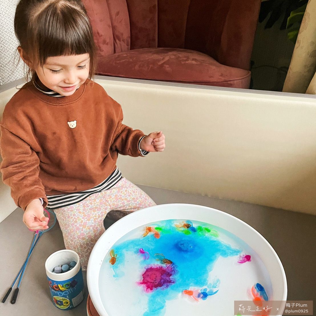 玩玩 Play - 彩色長尾果凍金魚組 (魚身長約4cm、撈網：小圓直徑7CM 長度30CM)-魚一組約20隻、撈網 1支