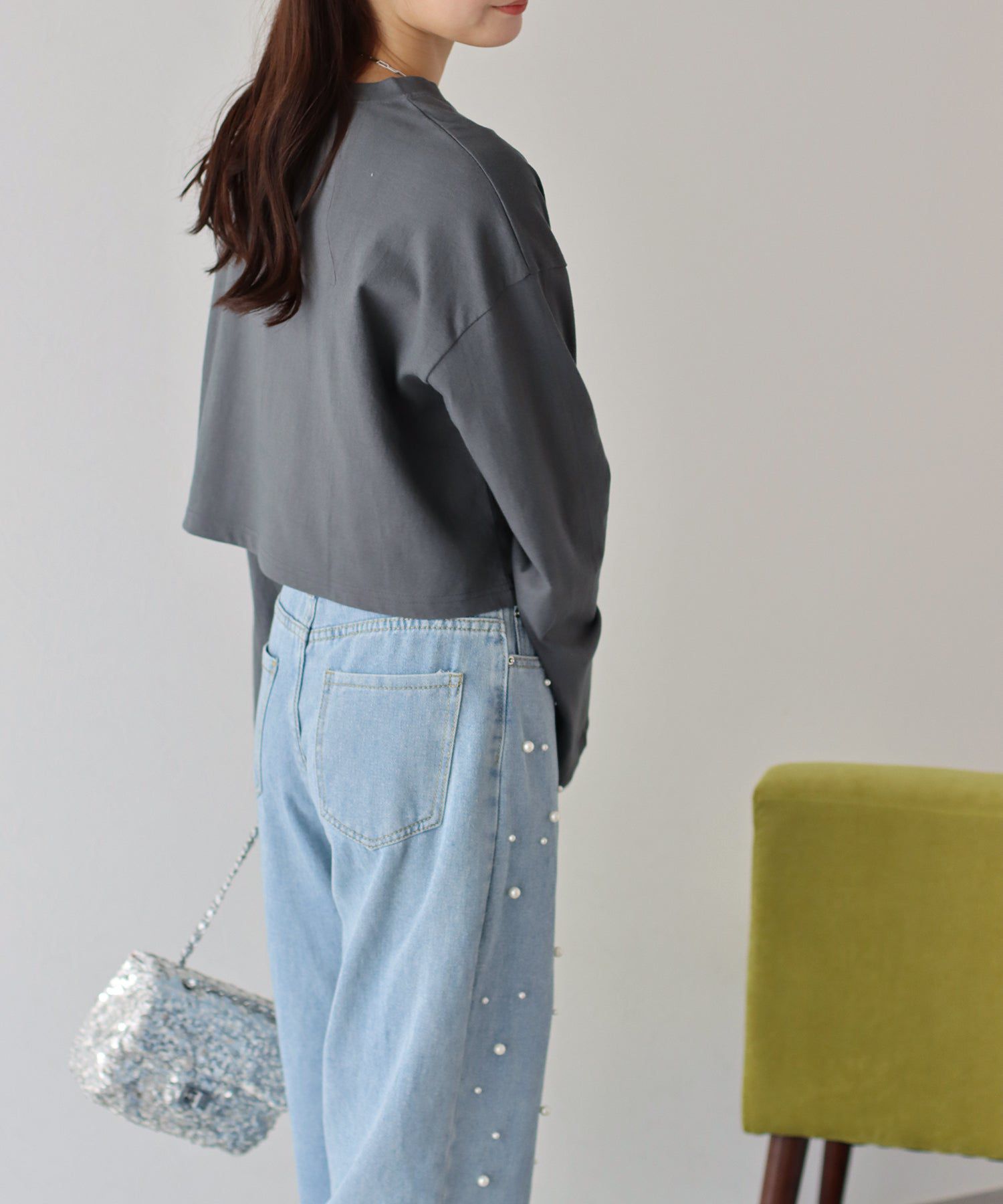 日本 BLUE EAST - 定番百搭短版長袖上衣-黑