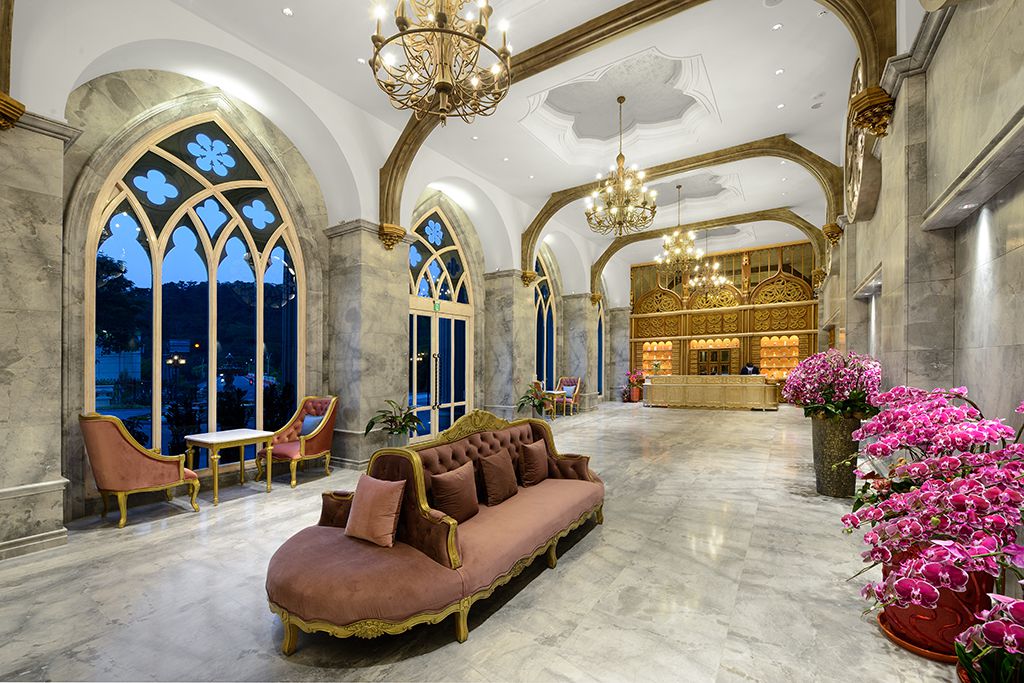 哥德式城堡【南庄 格拉斯行館】法式頂奢饗宴