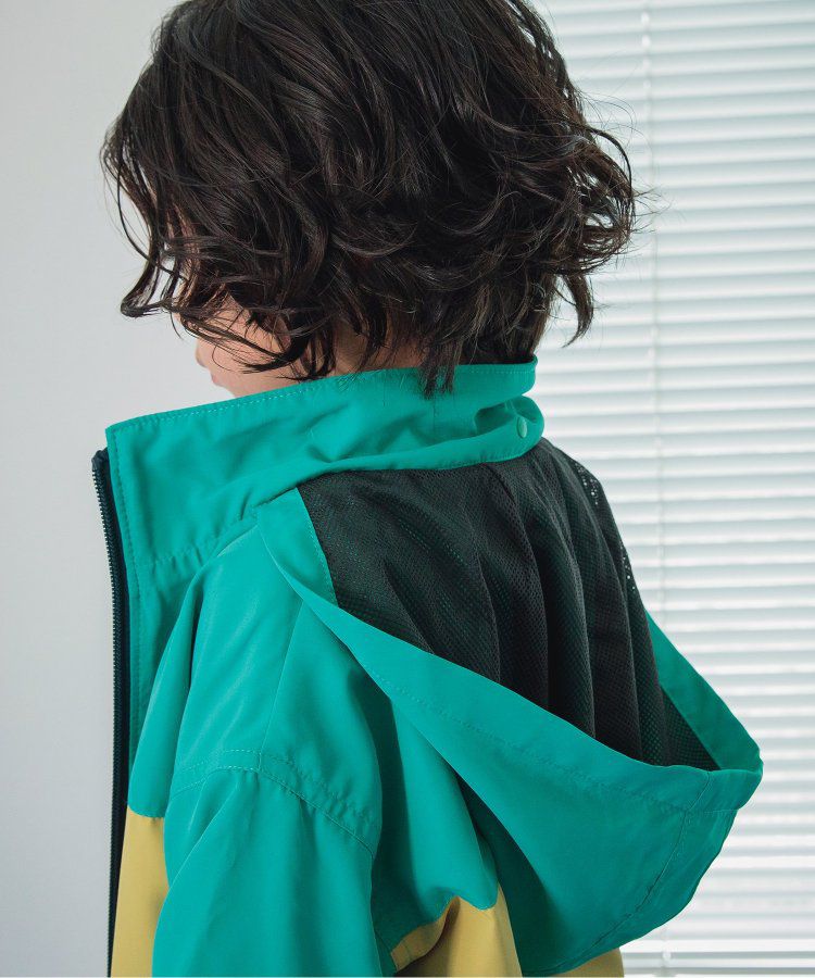 日本 BREEZE - 潑水加工 繽紛連帽防風外套-萊姆