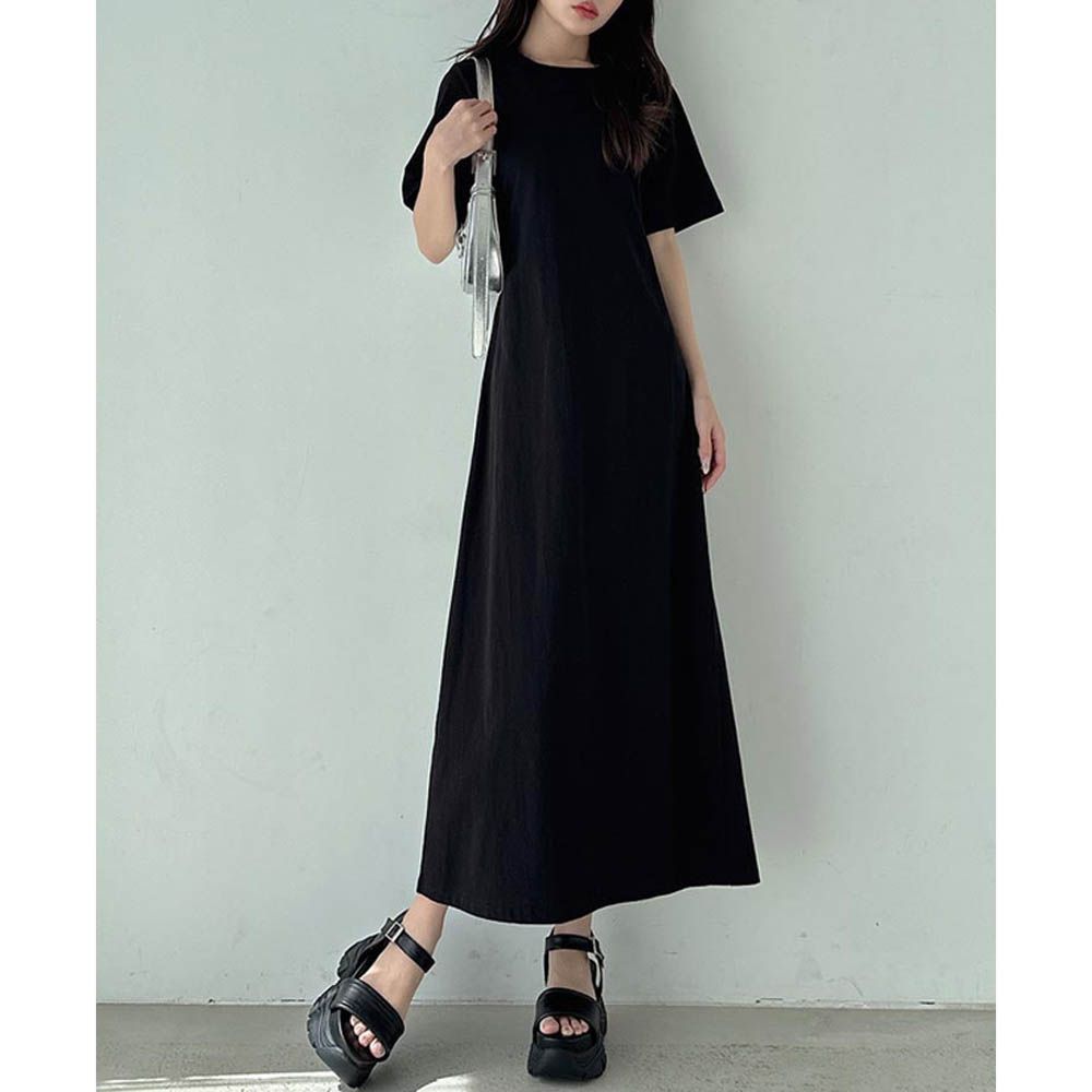 修身A字露腰休閒感洋裝-黑 (F)
