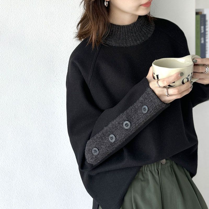 日本 Classical Elf - 小立領撞色鈕扣設計針織上衣-米杏