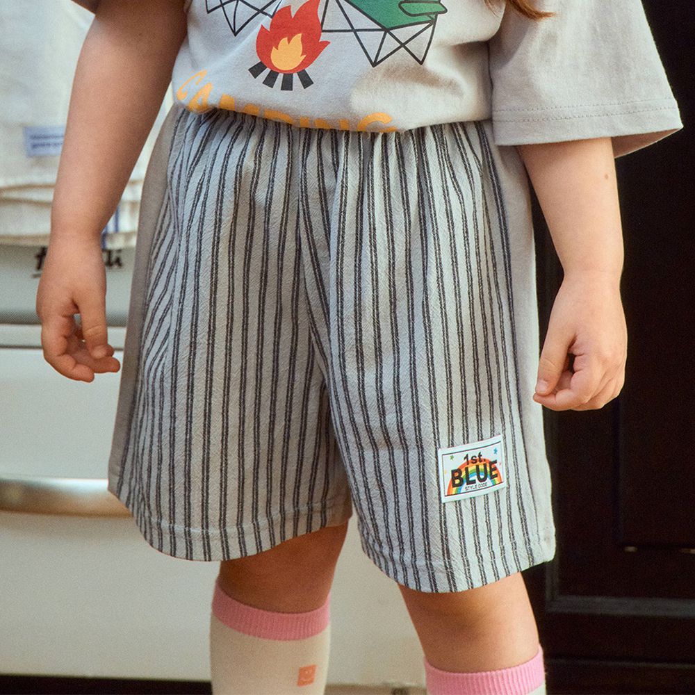 First Blue 鬆緊腰直紋拼接純棉短褲-灰卡其