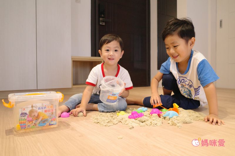 双美生活文創 - 3Q魔法動力沙-1KG桶裝-內附1kg魔法動力沙(原色)