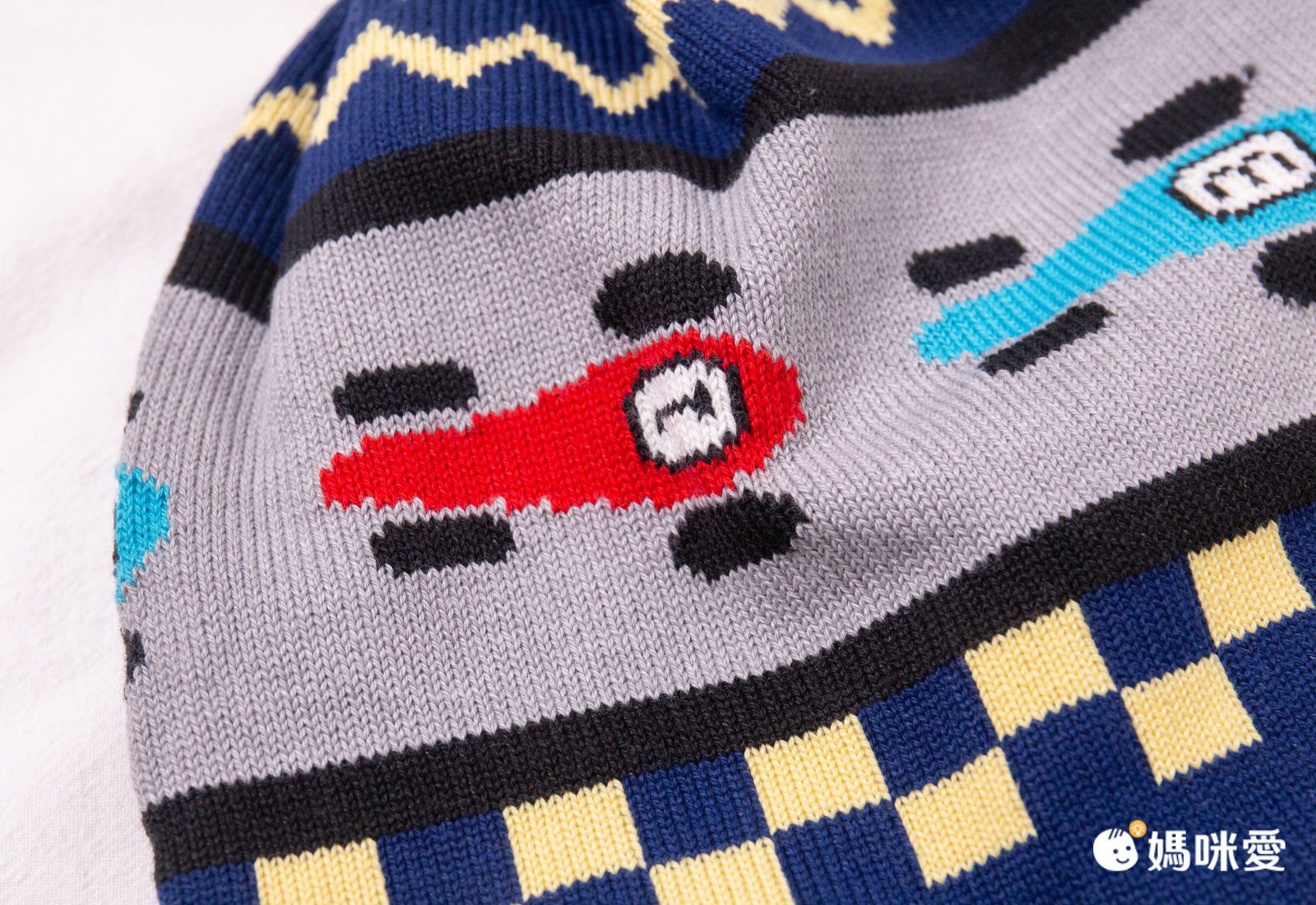 Dabbakids - 瓦拉帽-兒童提花護耳針織帽-賽車高手 (3-10歲)