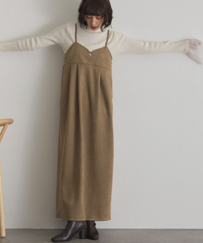 日本 ELENCARE DUE - 柔美垂墜感優雅絨面吊帶洋裝-炭灰