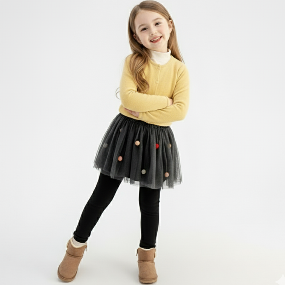 加絨保暖紗裙內搭褲-彩色毛球-黑色