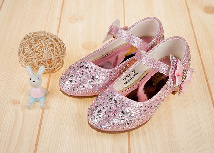 華麗風格璀燦亮鑽粉色低跟公主鞋