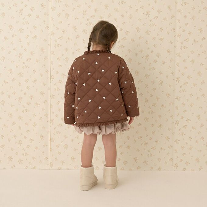 日本 Lycee mine - 滿版愛心荷葉皺褶內刷毛鋪棉外套-米白