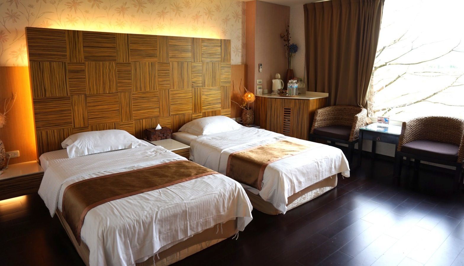 宜蘭水岸森林 - 『媽咪愛特談』平日綠光森林雙人房一泊一食住宿券-優惠效期一年