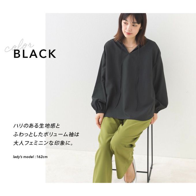 日本 OMNES - 柔滑科技棉 俐落感綁帶澎袖上衣-格子-海軍藍