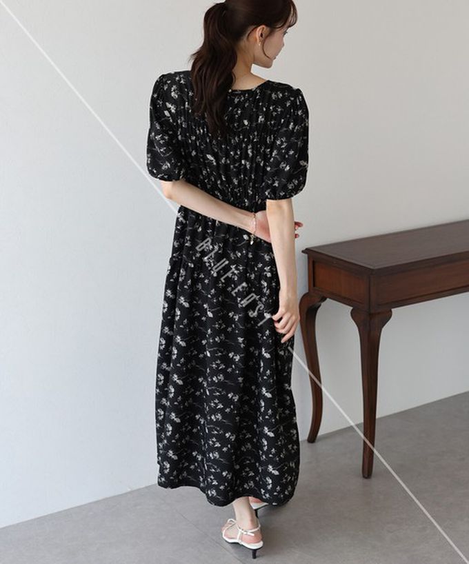 日本 BLUE EAST - 水墨感花卉束腰泡泡袖洋裝-棕綠 (M)