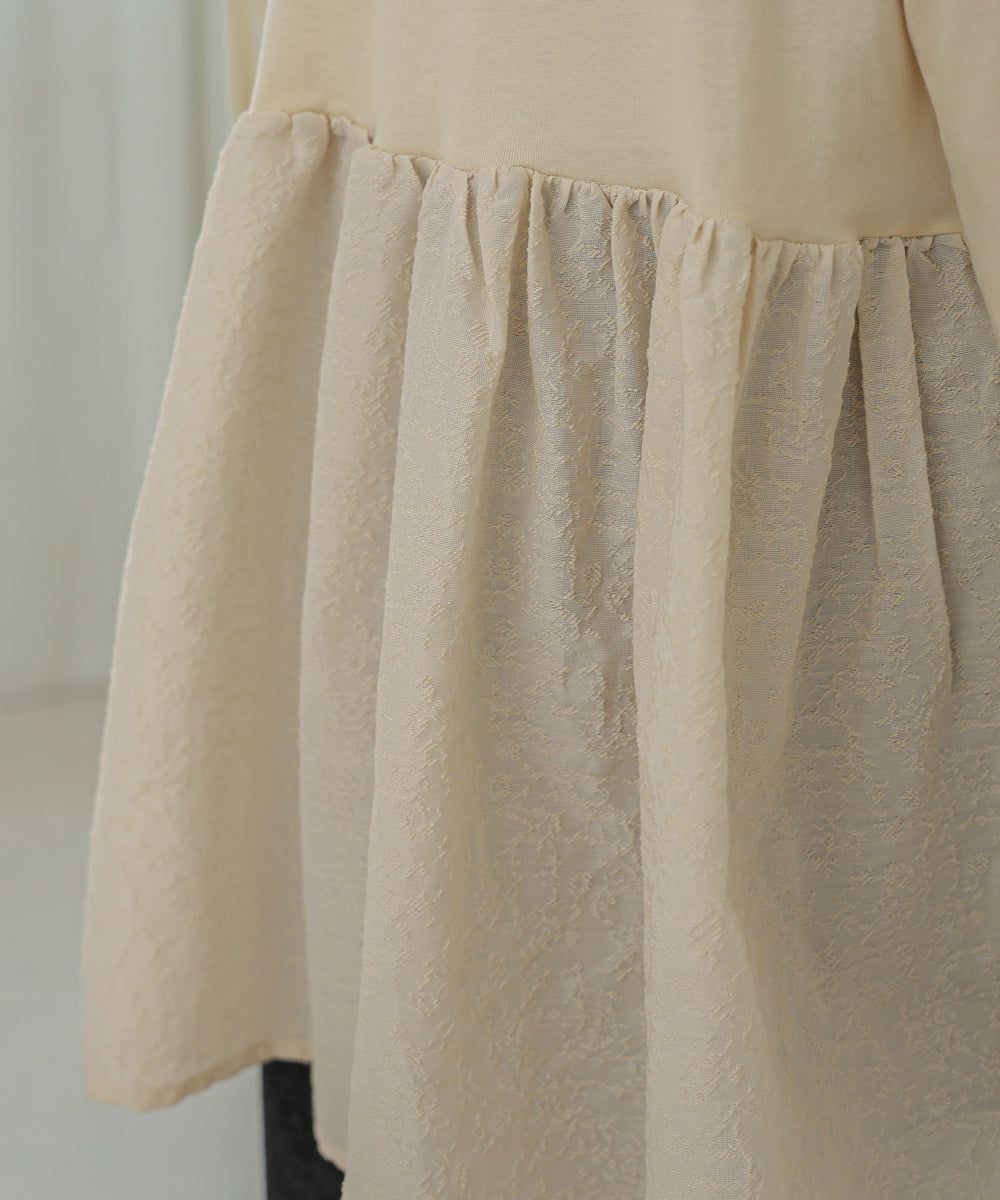 日本 Bab - 優美緹花拼接長袖上衣-水藍