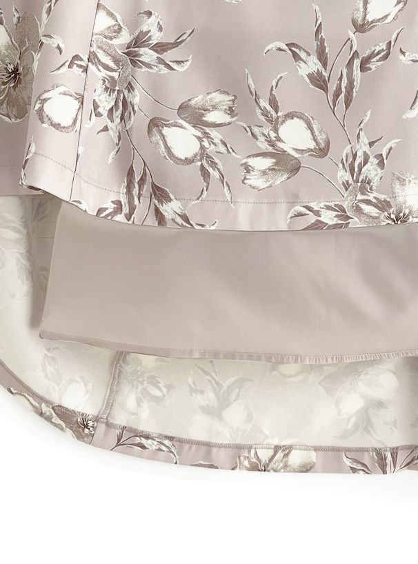 日本 GRL - 浪漫碎花修身長裙-春櫻粉