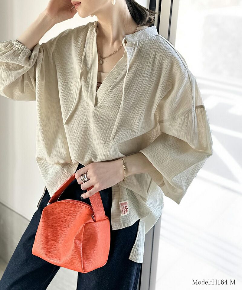 日本 Classical Elf - 溫柔感楊柳細摺綁帶長袖上衣-淺灰棕