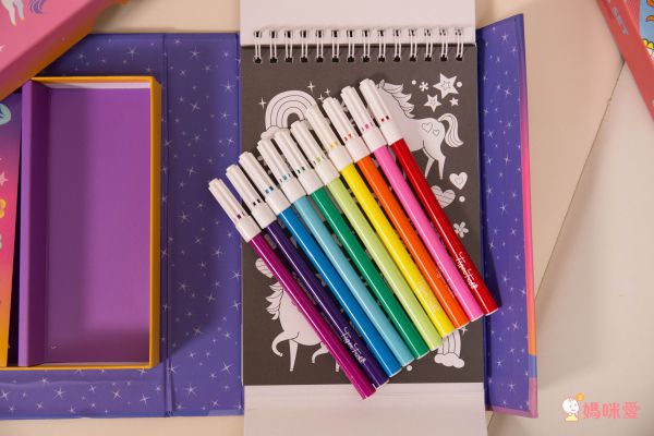 在家擁有小小畫室【澳洲 Tiger Tribe】旅行著色盒＆窗花彩繪