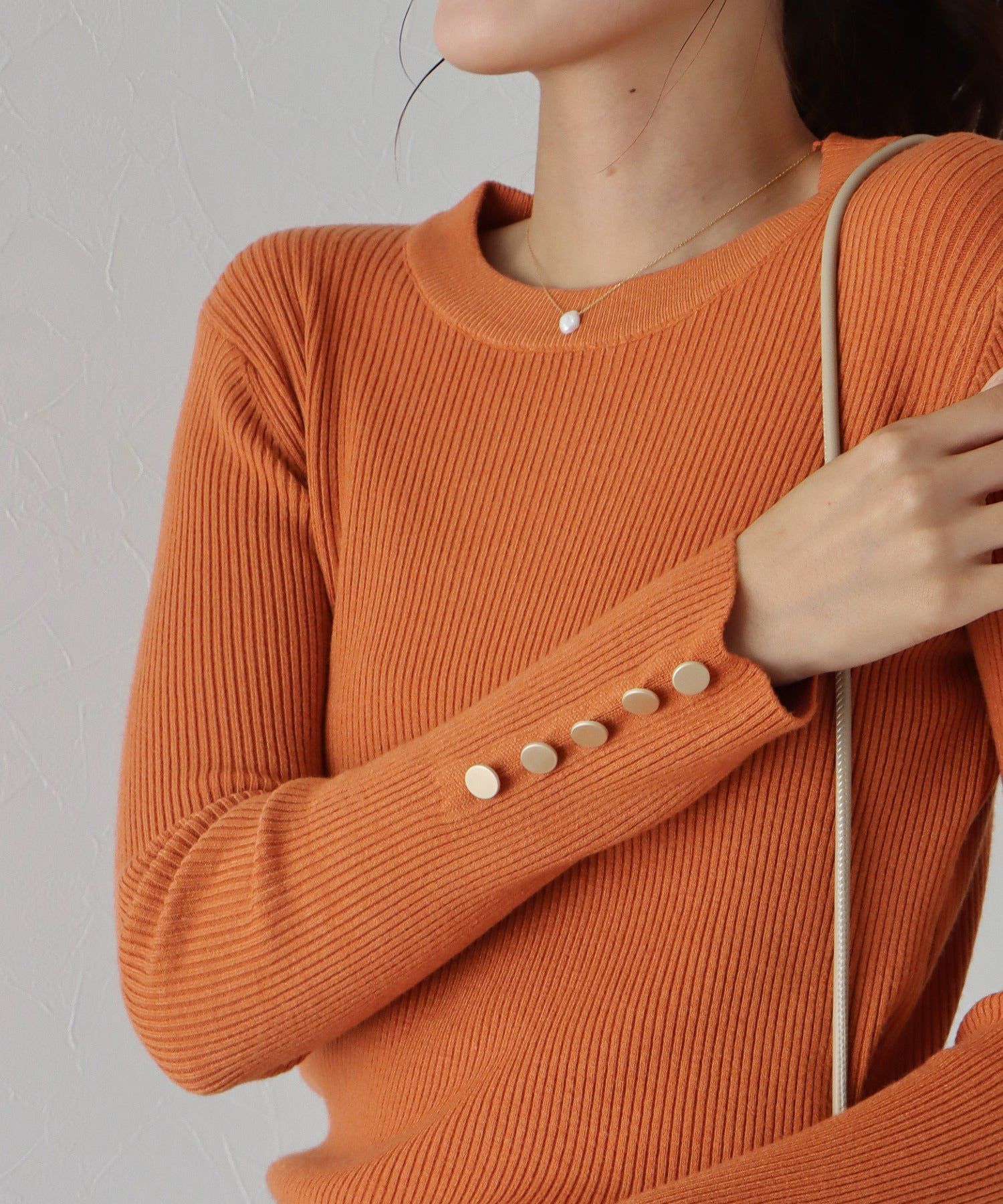 日本 BLUE EAST - 時尚金釦羅紋針織上衣-墨綠