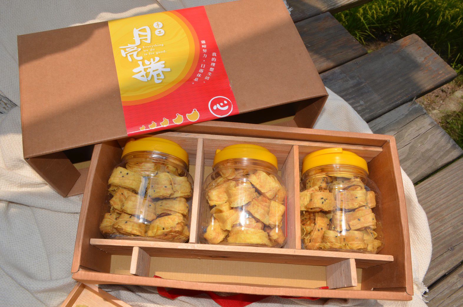 千層酥脆口感【唯渡烘焙】手工月亮蛋捲