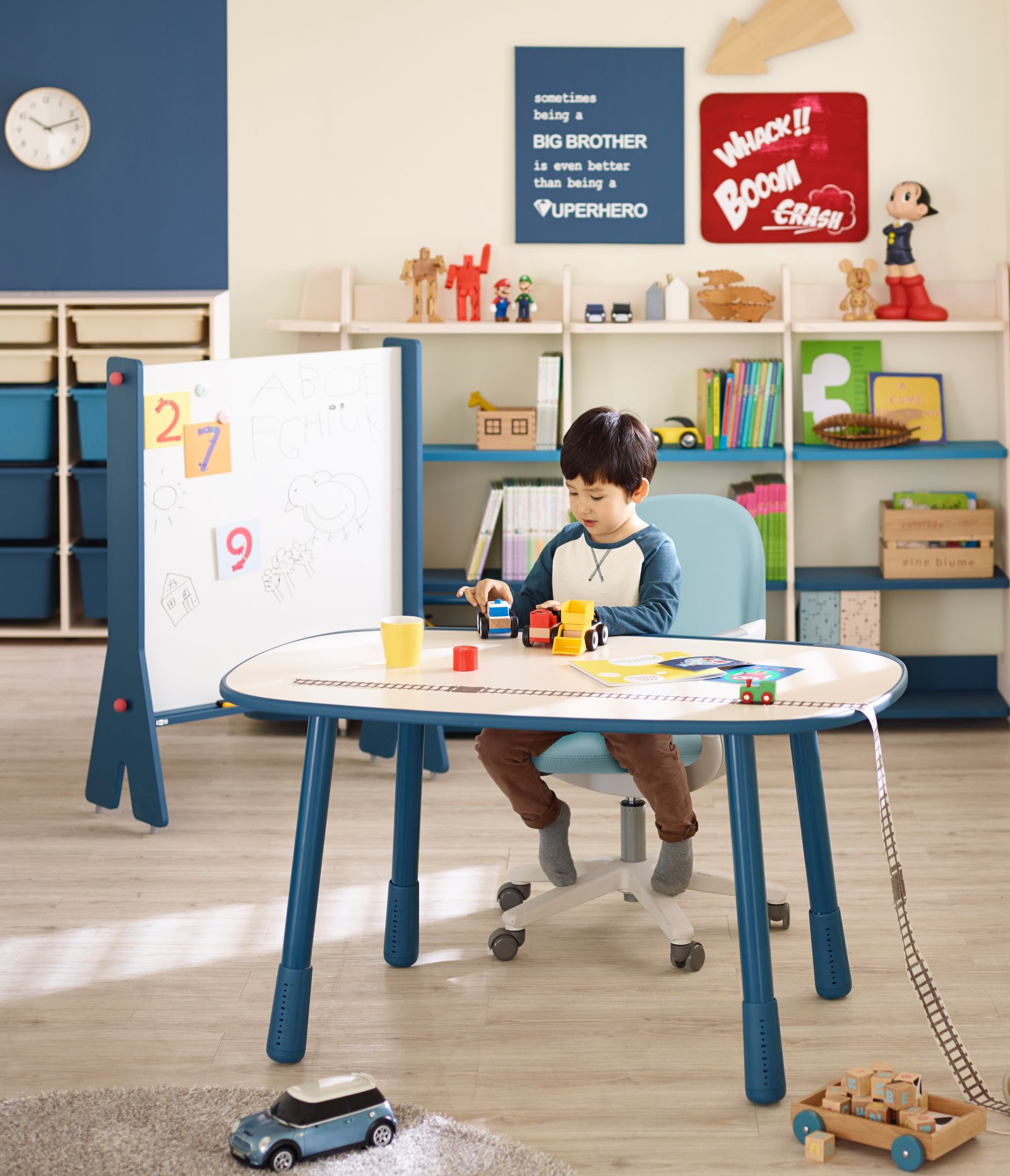 寶貝最愛！韓國iloom學童成長桌椅特輯｜Windkids椅＋1200型三段式調整長方桌