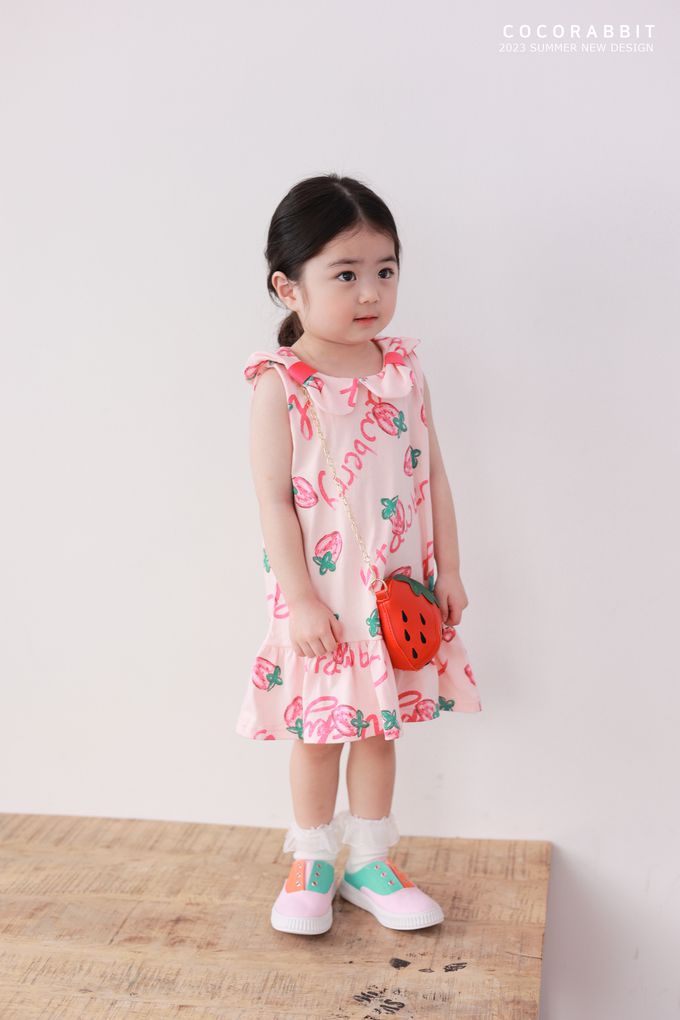 韓國 Coco rabbit - (附包包)香甜草莓印背心連身洋裝-奶油白