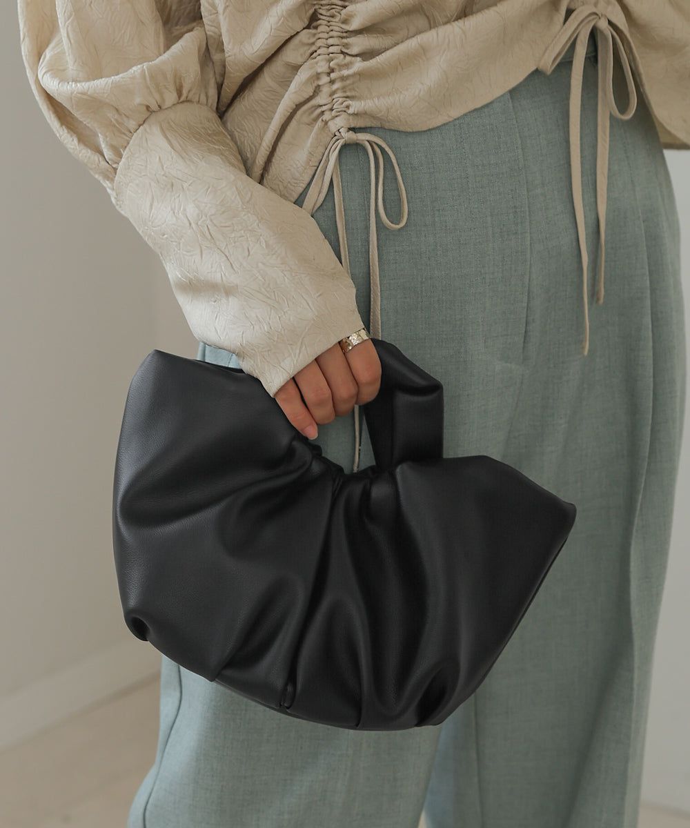 日本 Bab - 2WAY抓皺設計皮革小包-淺藍