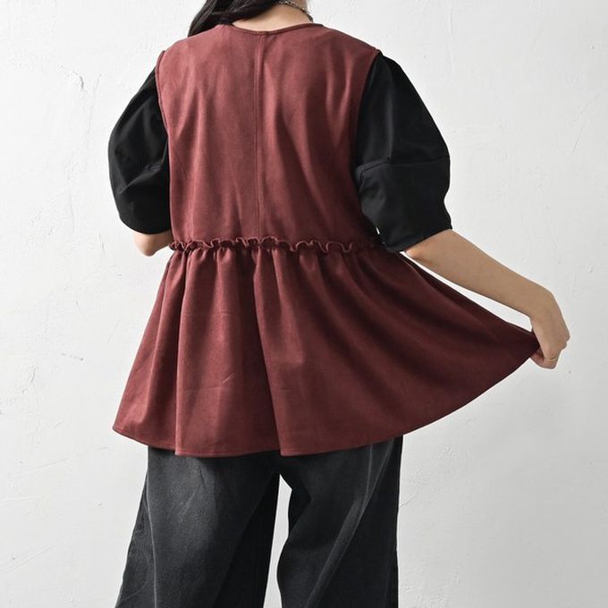 日本 ELENCARE DUE - 麂皮V領層次感傘擺拉鏈背心-焦糖棕