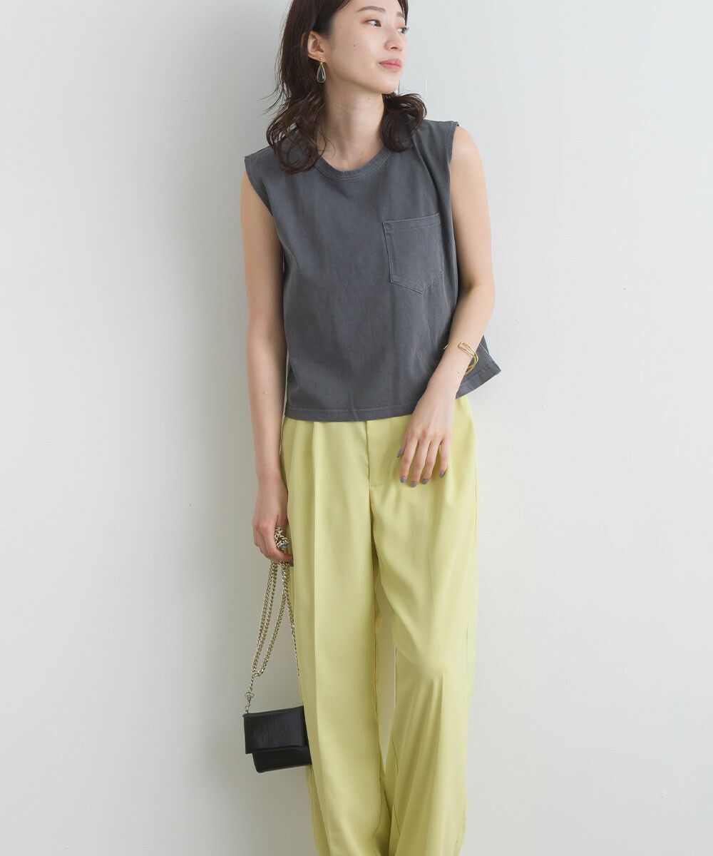 日本女裝代購 - 天竺棉顯瘦剪裁無袖上衣-簡約白