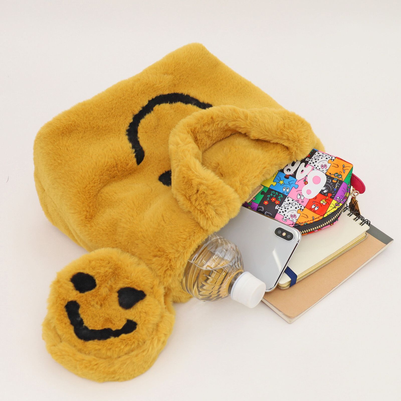 日本 COOCO - SMILEY聯名款 毛絨手提包/托特包(附小包)-芥黃 (W25*H23*D15cm)