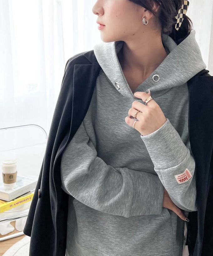 日本 Classical Elf - Java 舒適空氣棉長袖帽T-黑