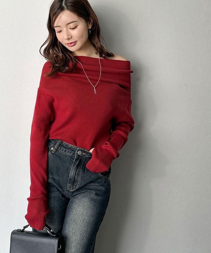 日本 Classical Elf - 華麗一字領羅紋長袖上衣(指孔設計)-黑