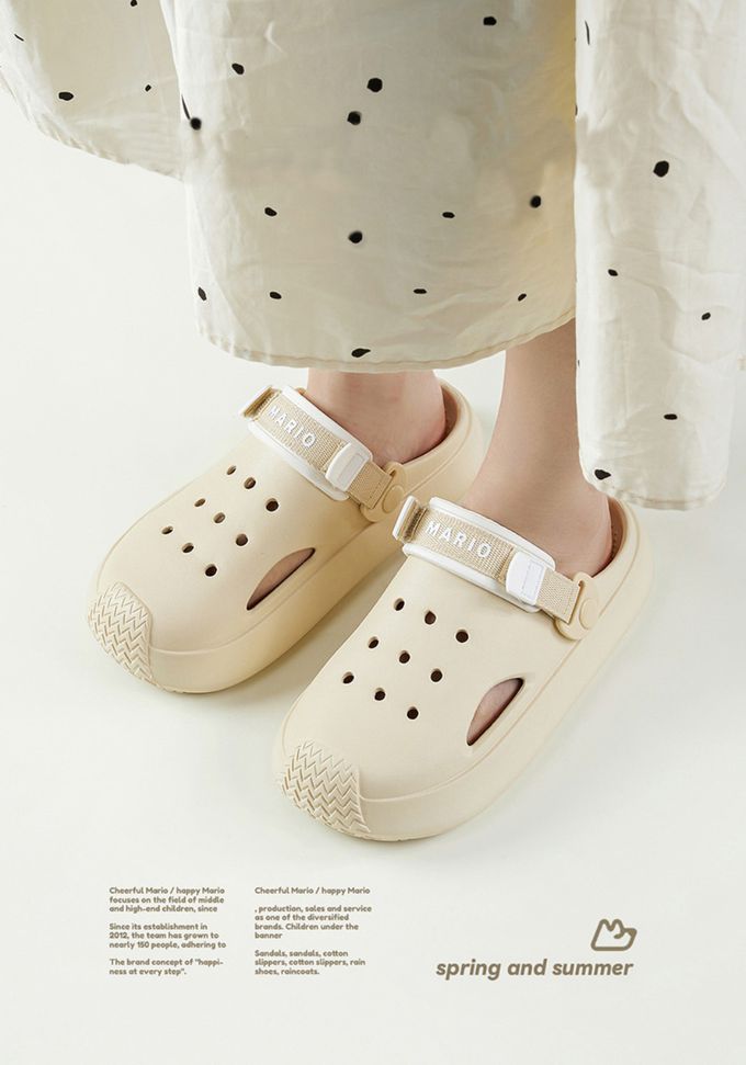 JB clothes - 潮流洞洞鞋-米白-0.22KG